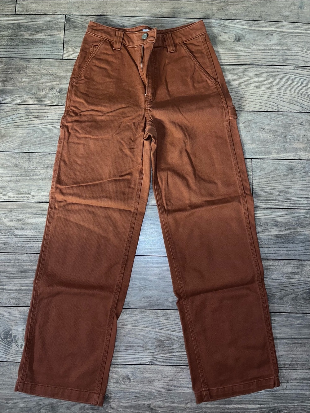 Aritzia (US 2) Wide Leg Cargo Pants in Rust Brown